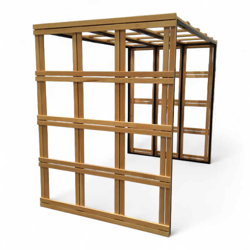 Trehytte 210x161cm, høyde 256cm