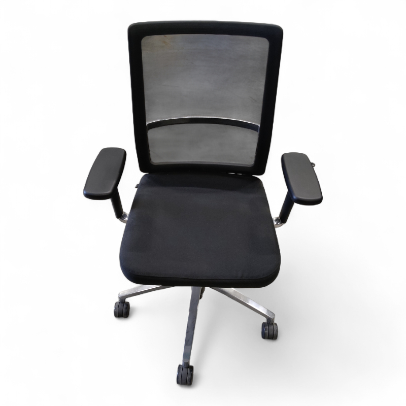 2K8 kontorstol med armlene Sort