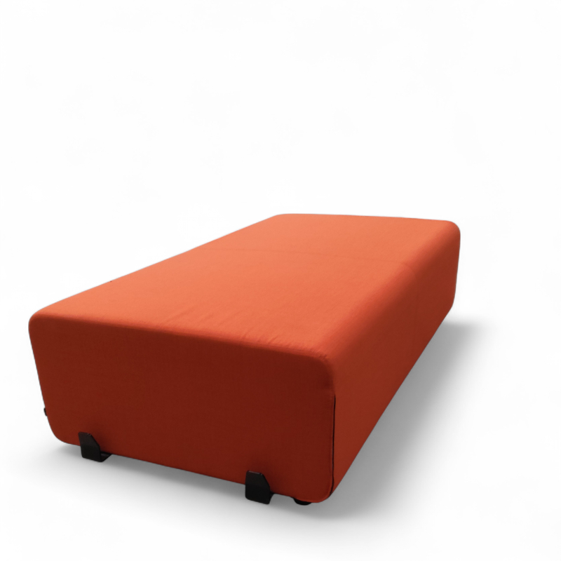 Up 2-seter puff Rødorange stoff