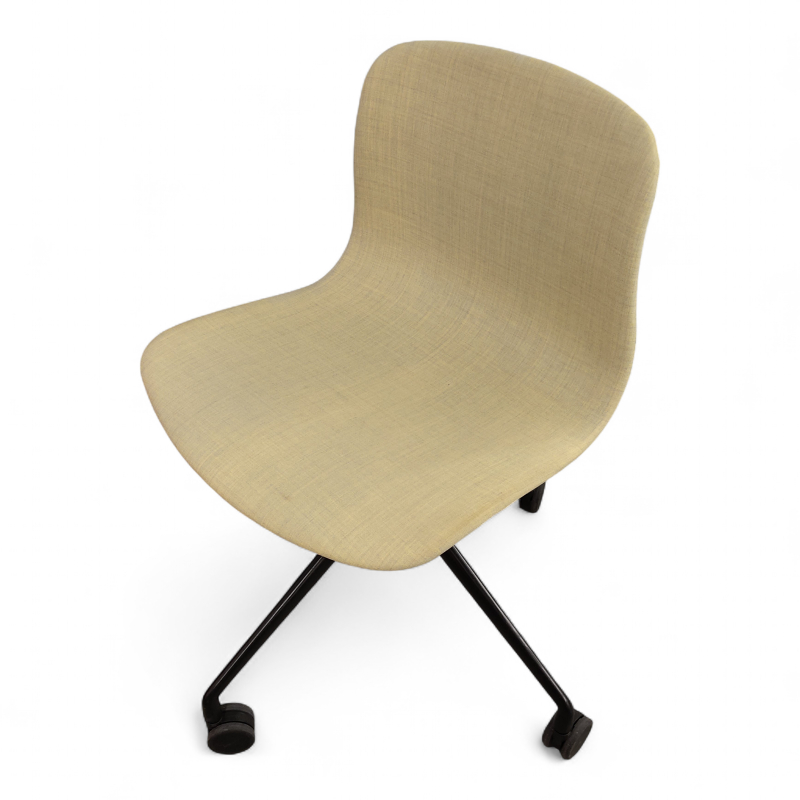 About a chair AAC 15 fullpolstret