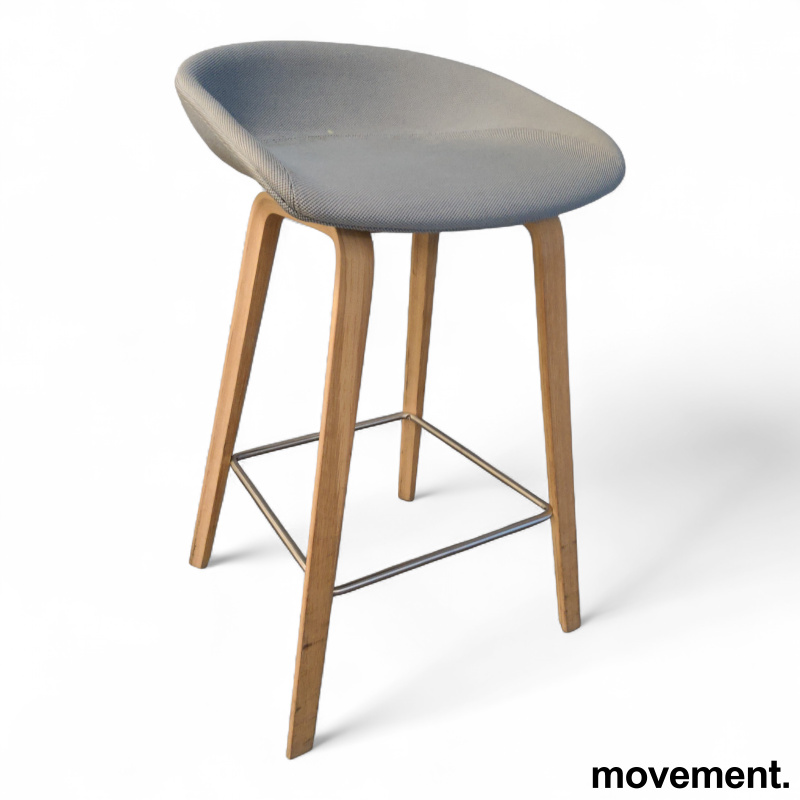 About a stool AAS 33 fullpolstret - 1 / 2