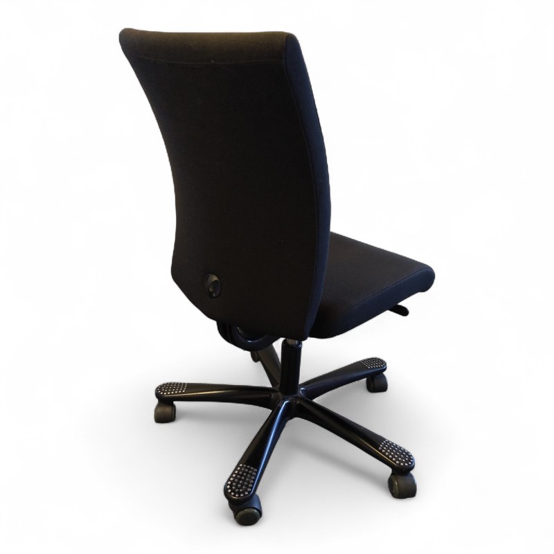 H04 4400 uten armlene Sort stoff