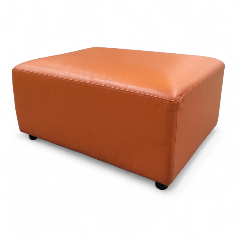 OK 004 pouf Brunt skinn, Brukt