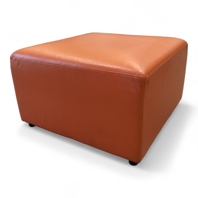 OK 001 Ottoman høy Brunt skinn,