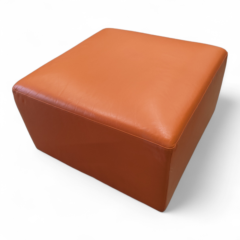 OK 001 Ottoman høy Brunt skinn,