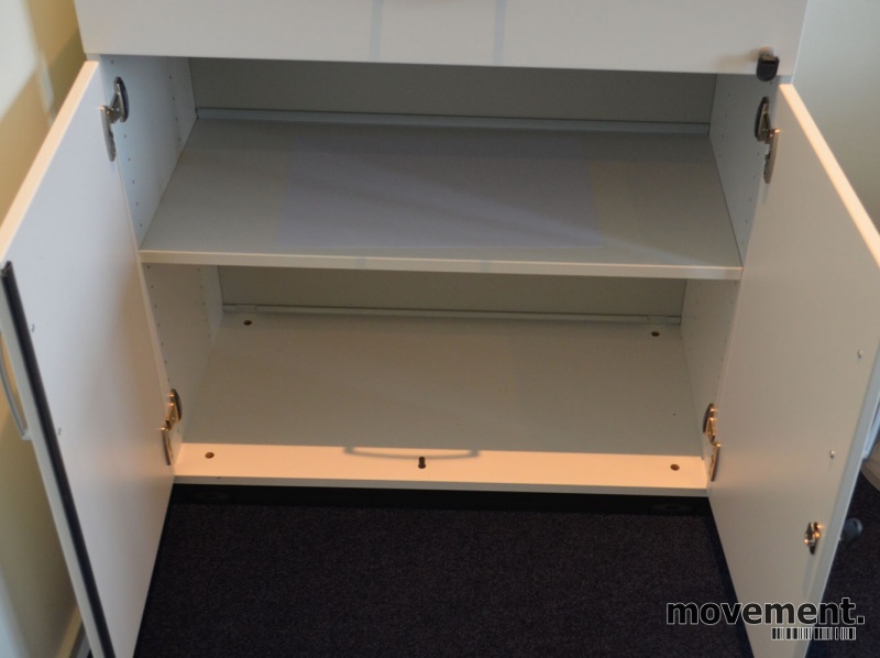 Kinnarps E-serie skap i hvitt, 2 - 4 / 4