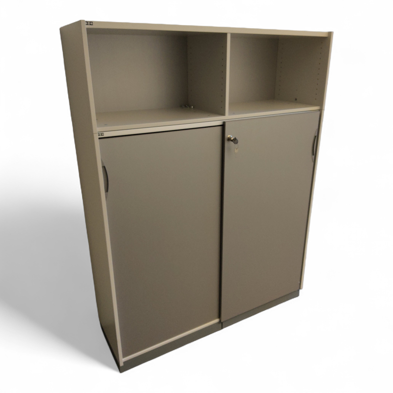 Storage 120cm 4A4 skyvedør, 1 åpen