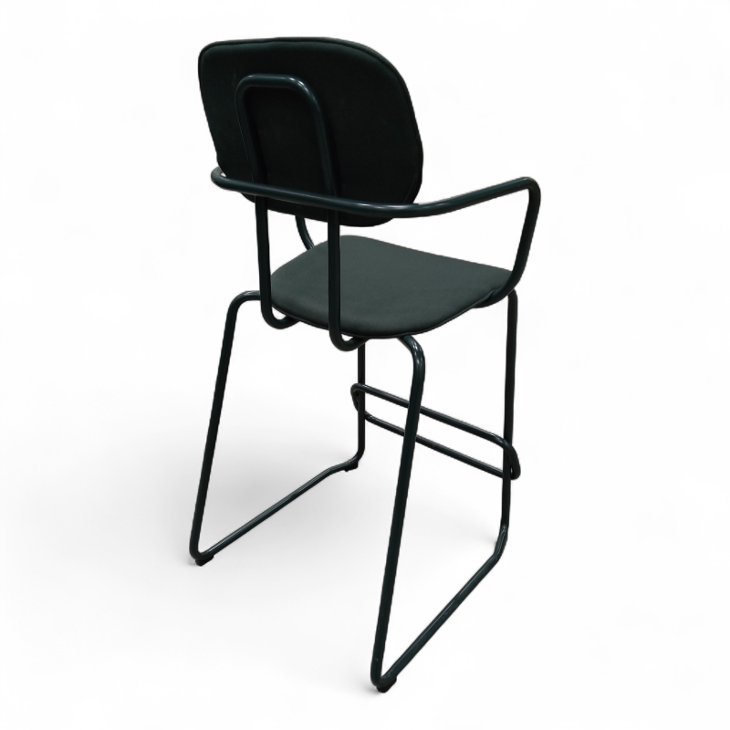 New School barstol med armlene,