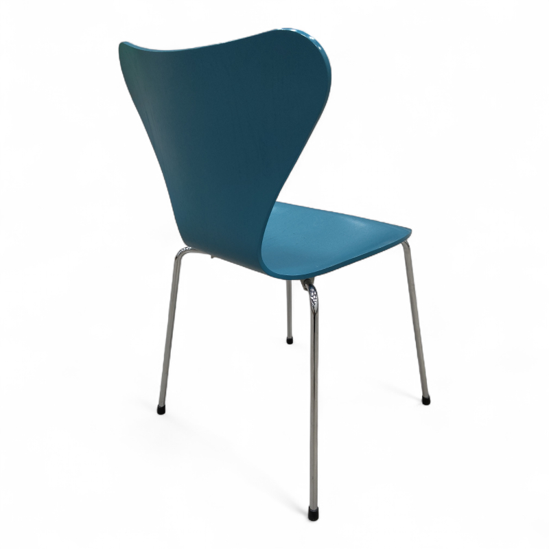 7er 3107 i finèr Petrolblå (farge