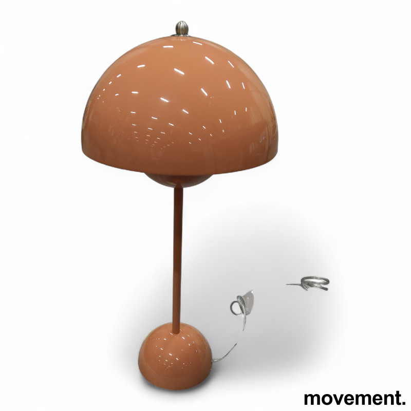 Flowerpot VP3 bordlampe Coralrosa, - 1 / 2