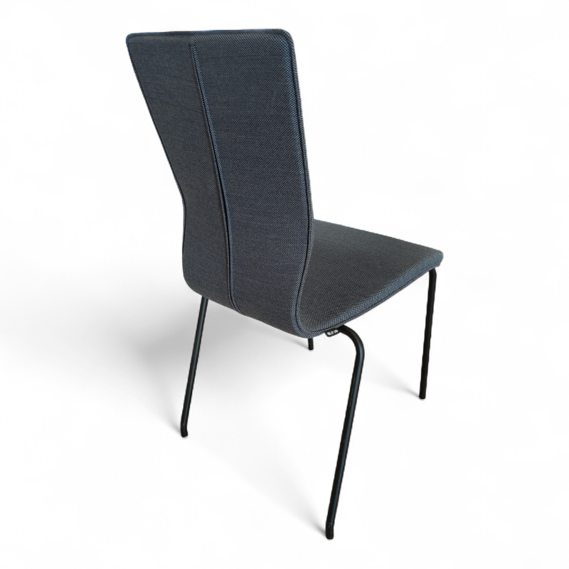 Graf Koksgrått stoff, sorte ben,