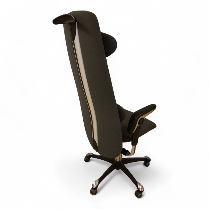 H09 9130 Mørkt grått stoff (Gabriel