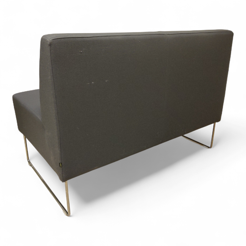 Pivot 2 seter uten armlene Mørkt