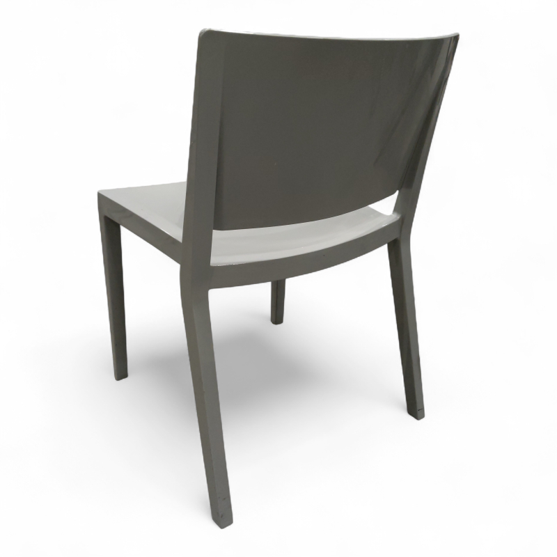 Lizz  Grå, Pent brukt