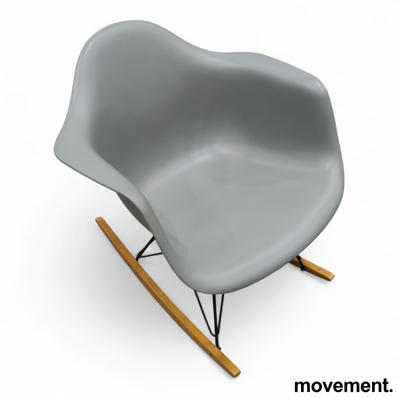 Eames Plastic Armchair RAR - 2 / 3