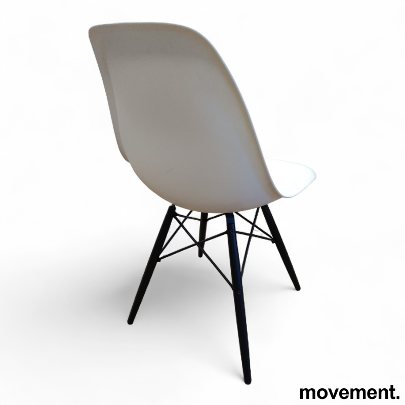 Eames Plastic Side Chair DSW Hvitt - 2 / 2