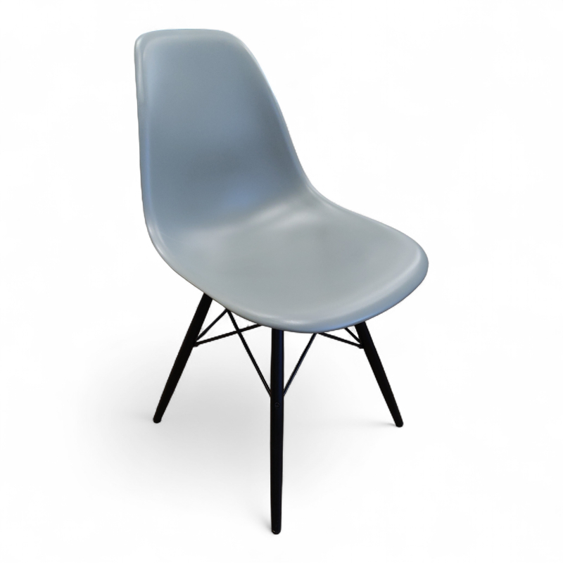 Eames Plastic Side Chair DSW