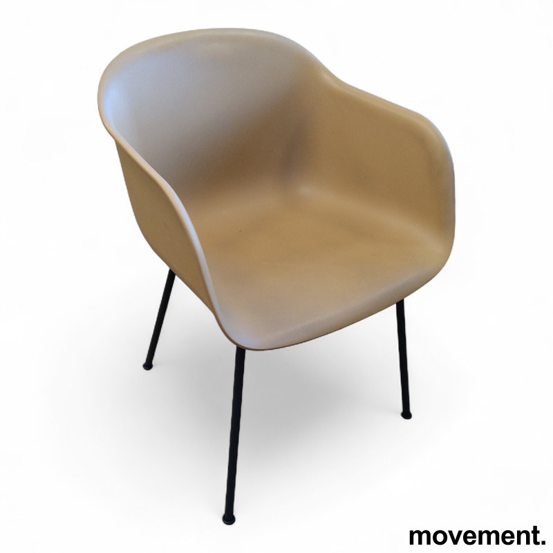 Stk. 8 Fiber armchair 4 ben Mørk gul Ochre, ben i sort, Pent brukt Muuto 1.