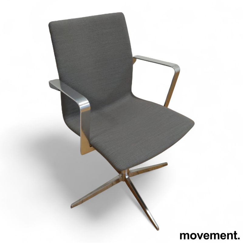 FourCast XL med armlene Grått stoff - 1 / 2