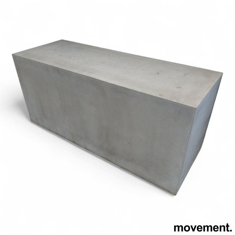 Betongkloss 134x50x60cm Lys betong, - 1 / 2