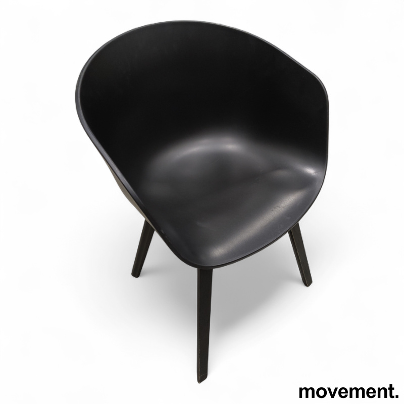 About A Chair AAC22 Sort plastskall - 2 / 3
