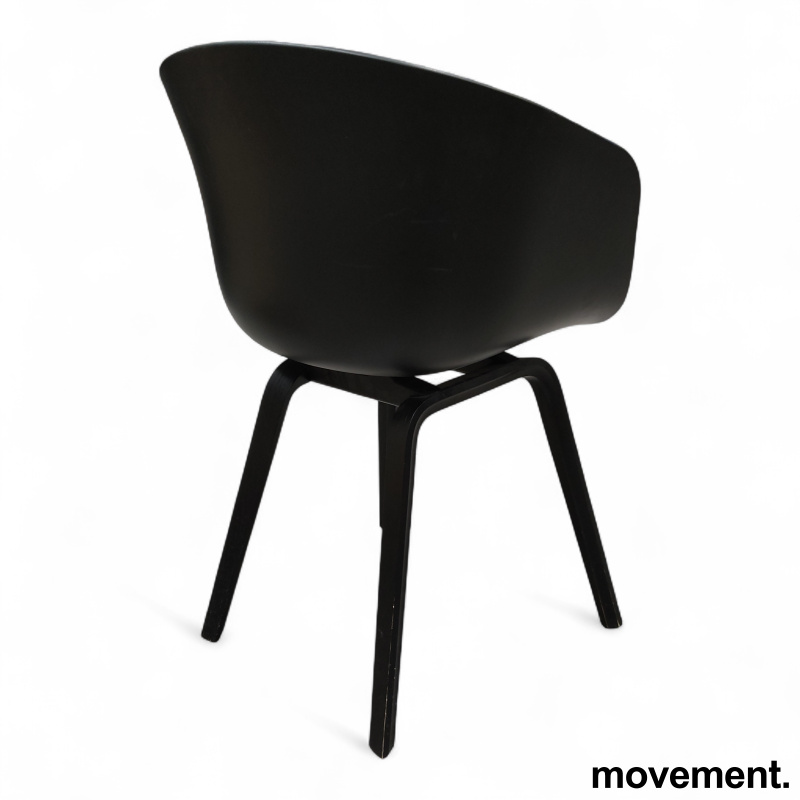 About A Chair AAC22 Sort plastskall - 3 / 3