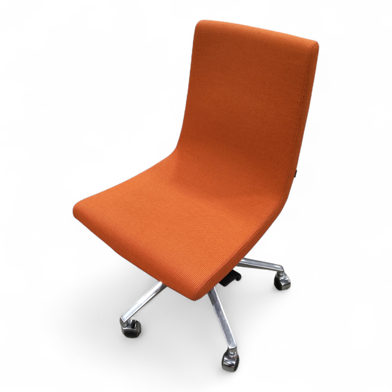 Clint med lav rygg og 5er kryss med