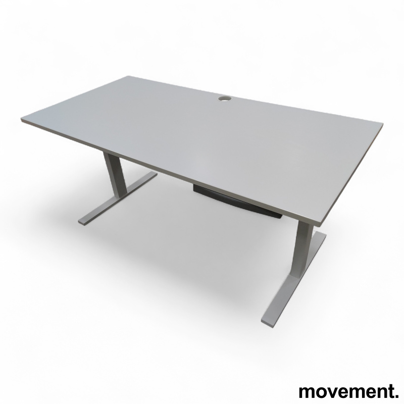 Skrivebord med elektrisk hevsenk - 1 / 3