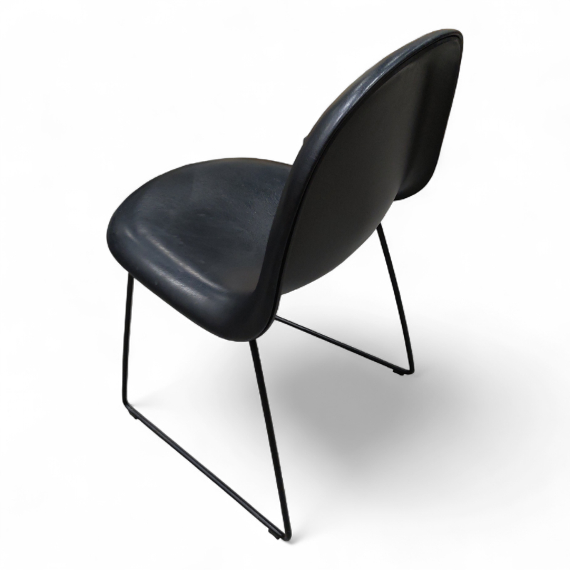 3D fullpolstret meieben Sort skinn,