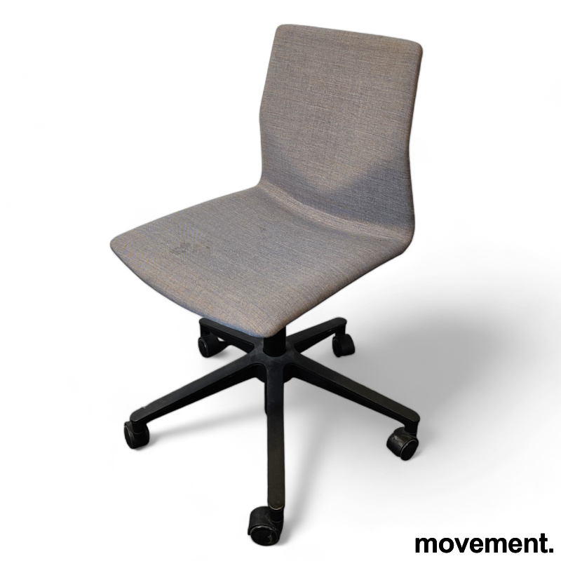 Fourcast 2 fullpolstret med hjul - 1 / 4