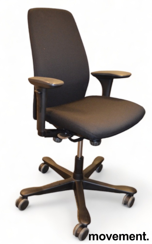 5000 med armlene Sort stoff