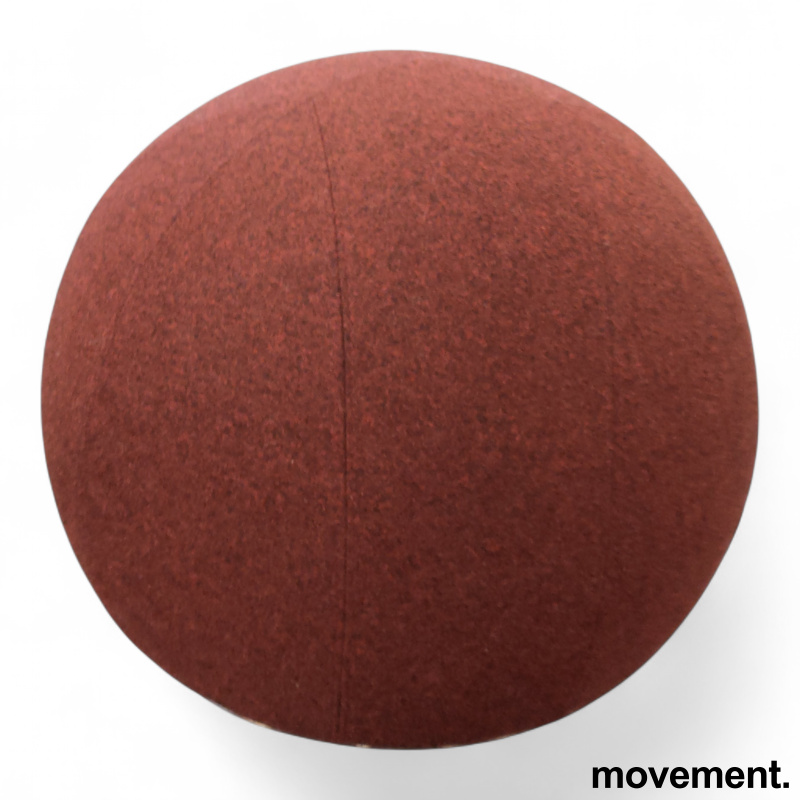 Boullee Vinrødt stoff, Pent brukt