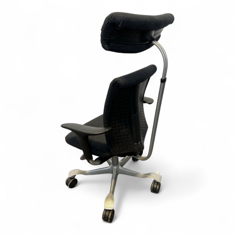 H05 5300, nakkepute og armlener