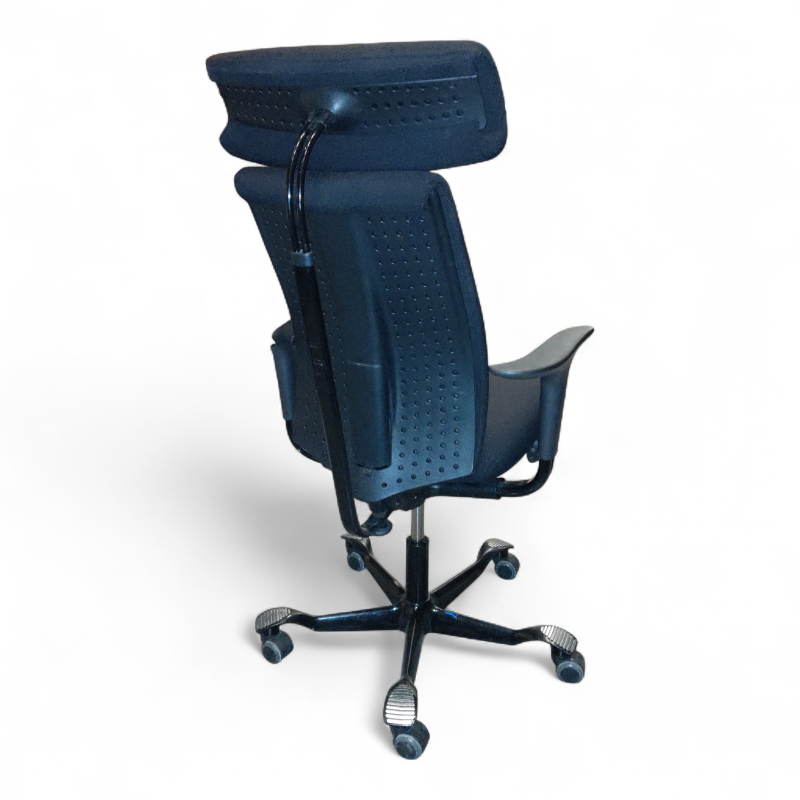 H05 5500 med nakkepute og swingback