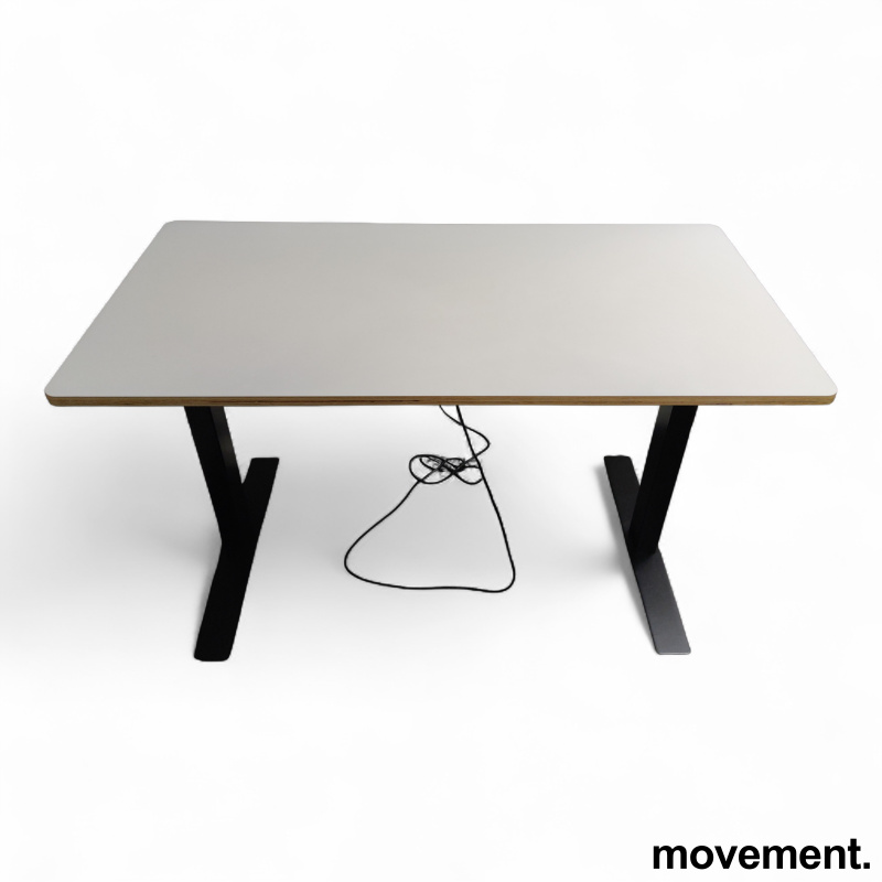 Novus120x60cm Hvit laminat sort - 2 / 3