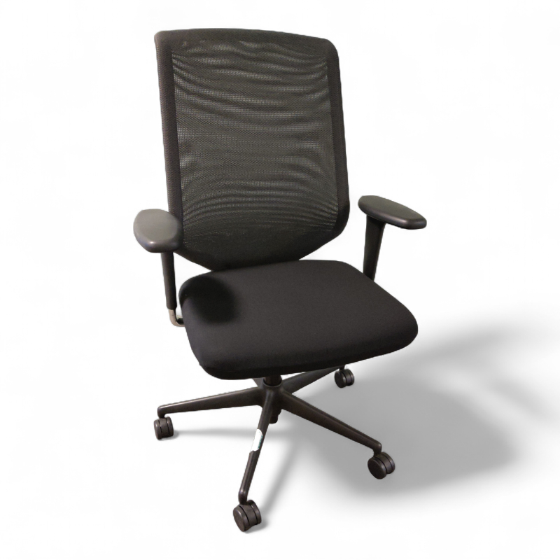 Meda pro kontorstol med armlene