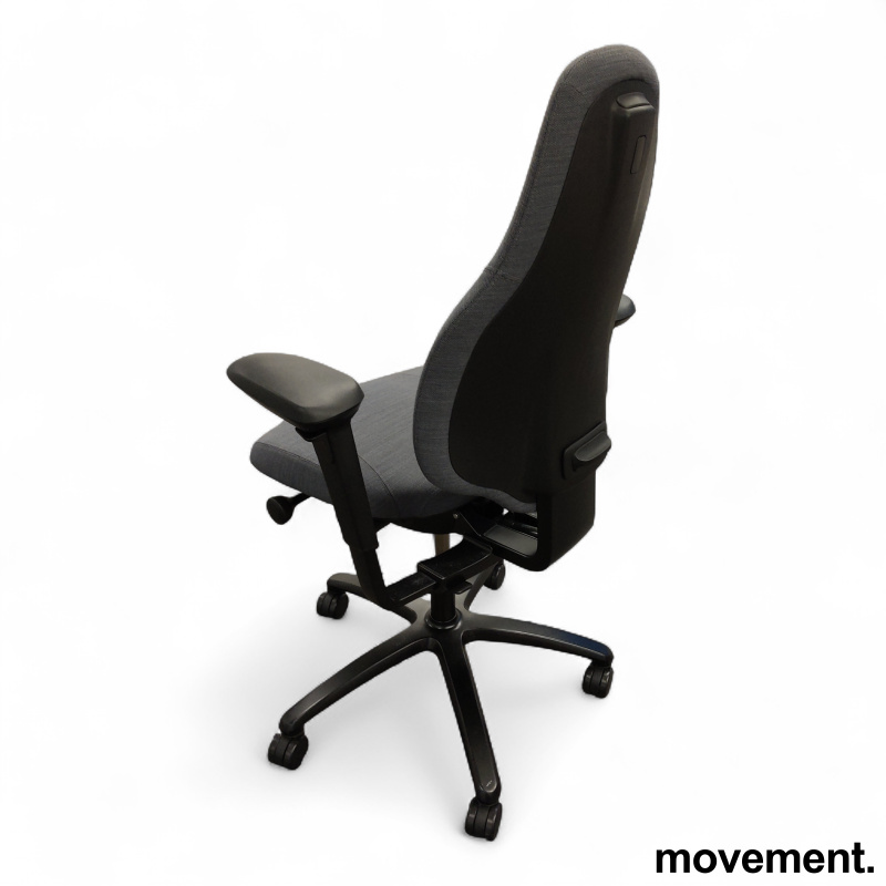 Mereo 220 med armlene  Grått stoff - 2 / 3