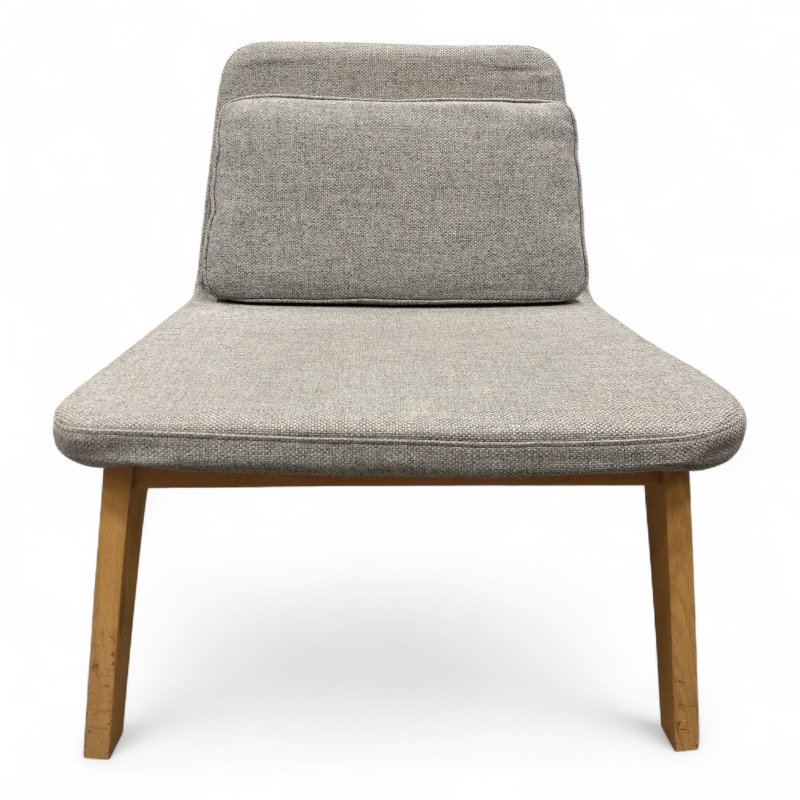 Lean loungestol Grått stoff, ben i