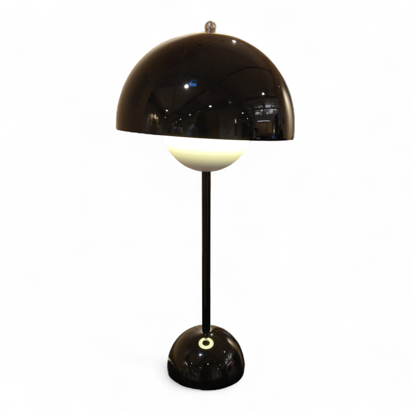 Flowerpot VP3 bordlampe Sort og