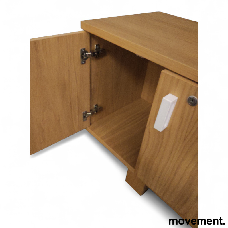 Skjenk 180x45cm Eik, Pent brukt - 4 / 5