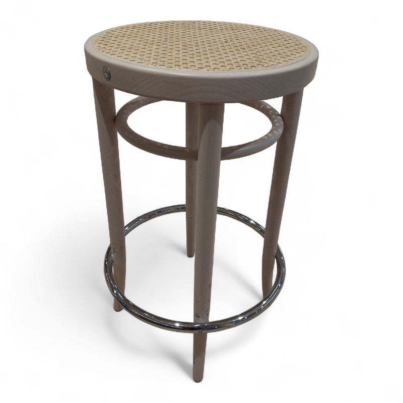 204 RH Bentwood stool  Hvitlasert