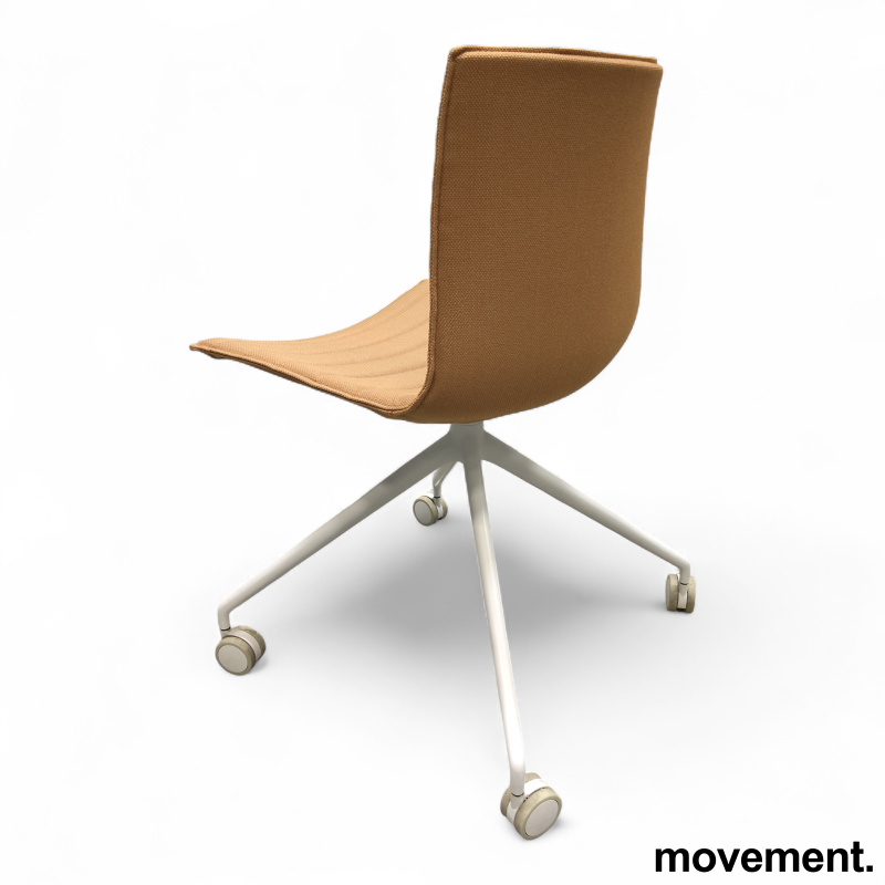 Catifa 46 fullpolstret med hjul - 3 / 3