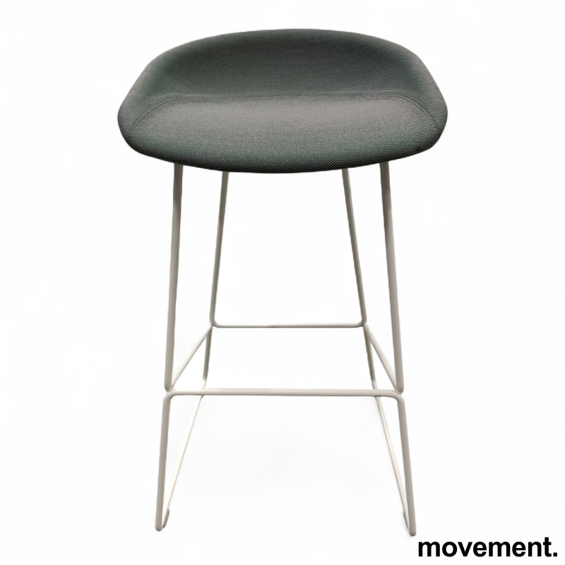 About a stool AAS 39 fullpolstret - 1 / 2