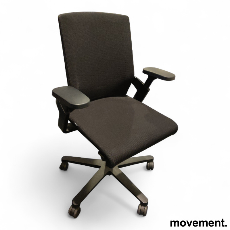 On 174/7 Sort, Pent brukt - 1 / 2