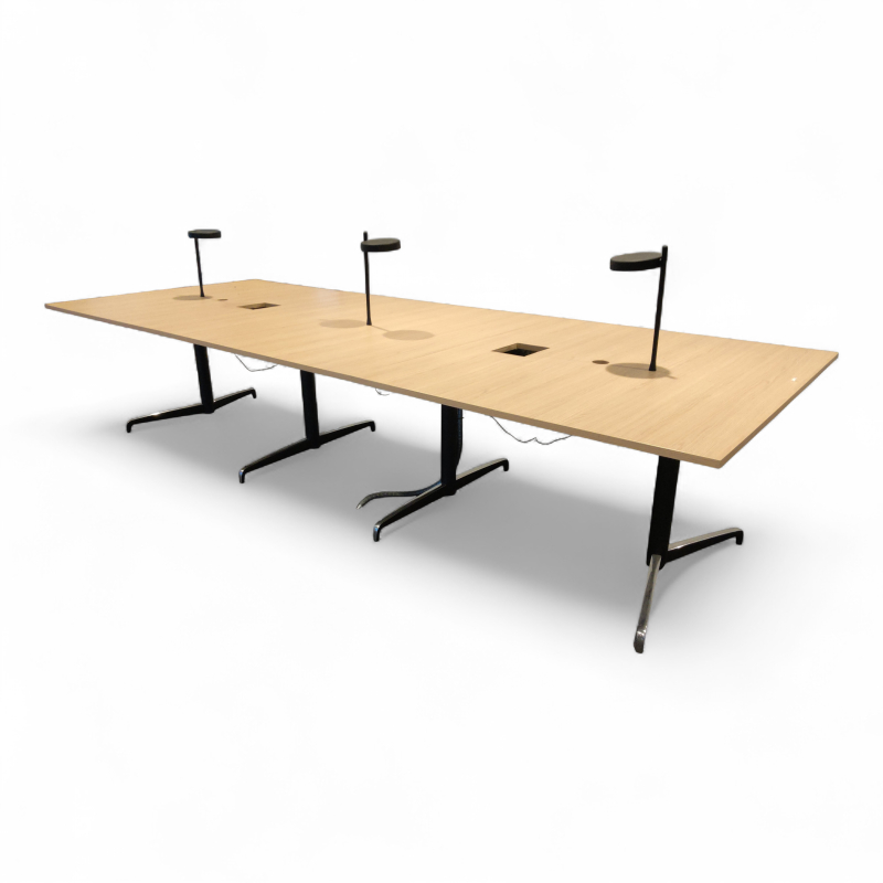 Genese møtebord 360x140cm, 3 lamper
