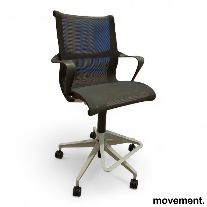 Setu Stool Grå med hvitt fotkryss, - 1 / 2