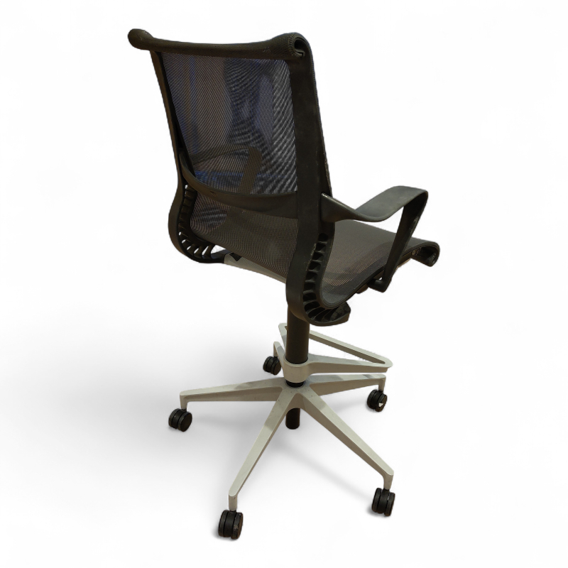 Setu Stool Grå med hvitt fotkryss,