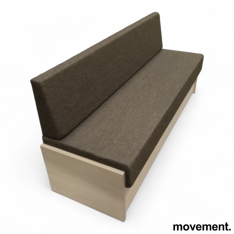 Plassbygd sofa 190x60cm Brunt stoff - 1 / 2