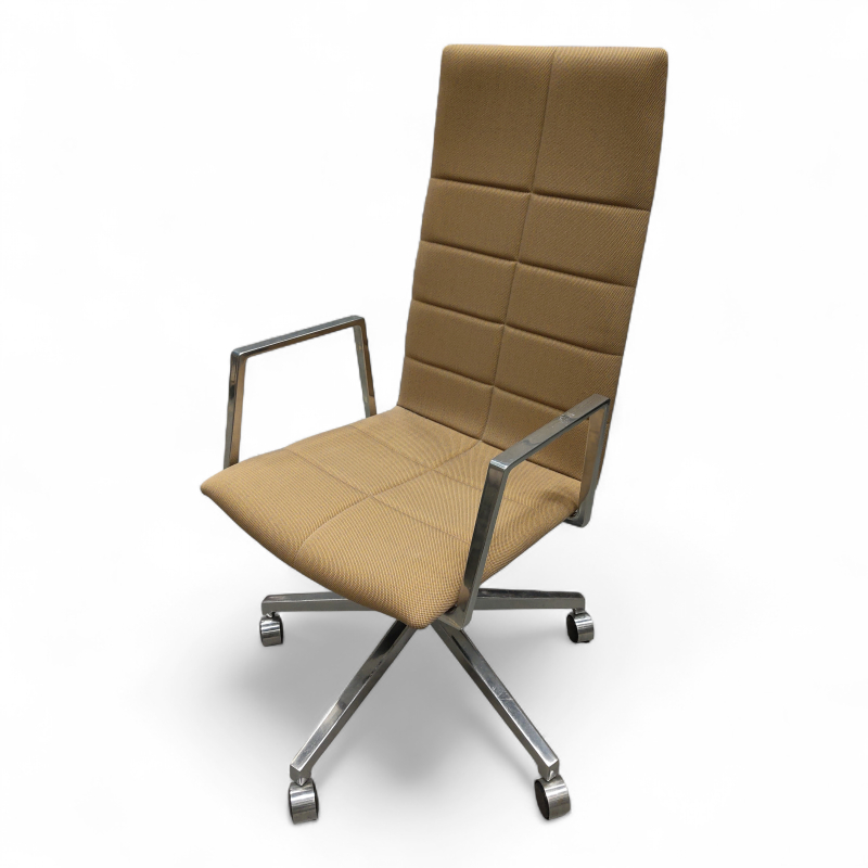 Archal høy rygg med armlene, 5er