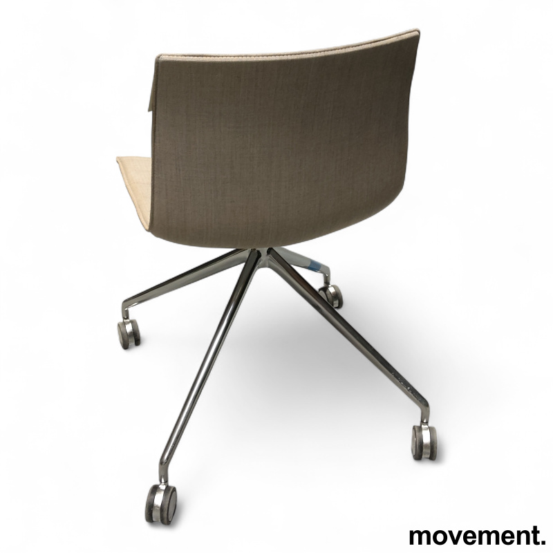 Catifa 46 fullpolstret med hjul Lys - 3 / 3